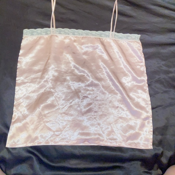 🧚‍♀️3for50$ Lace and silk (?) lingerie top - Picture 5 of 5